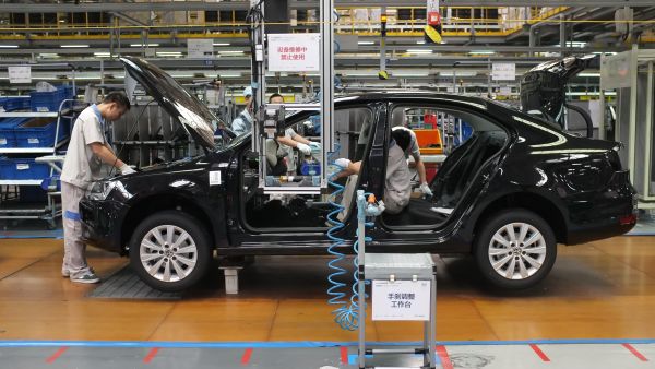 China produced 10M electric vehicles in 2024