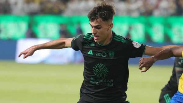Ahli's Spanish midfielder #24 Gabri Veiga during the Saudi Pro League football match between Al-Nassr and Al-Ahli at the King Saud University Stadium in Riyadh, on September 22, 2023. (Photo by Fayez Nureldine / AFP)