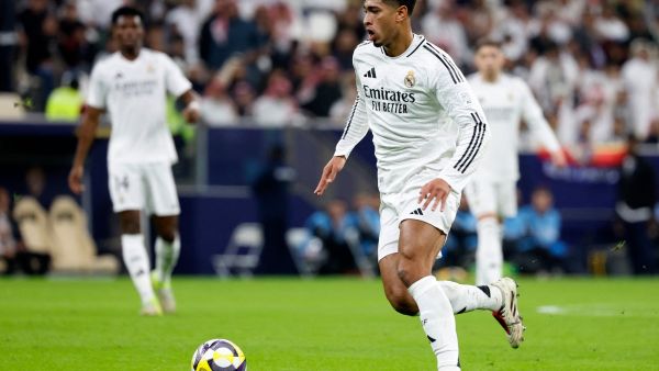 إصابة بيلينغهام تثير القلق في ريال مدريد
