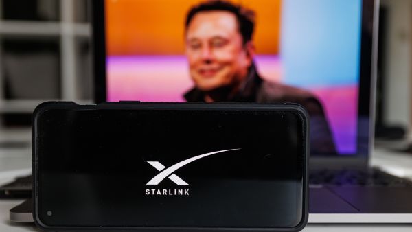 Starlink launches direct mobile calling services in Ukraine