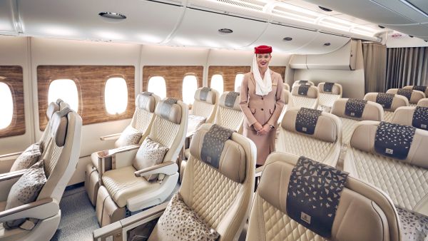 طيران الإمارات تقدم الدرجة السياحية الممتازة إلى بريسبين فبراير المقبل
