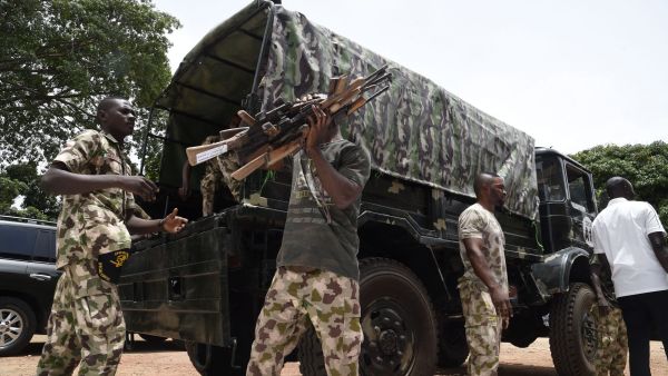Nigerian soldiers