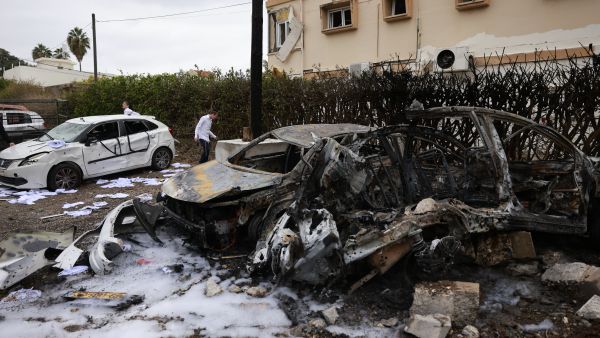 air strikes on Tel aviv