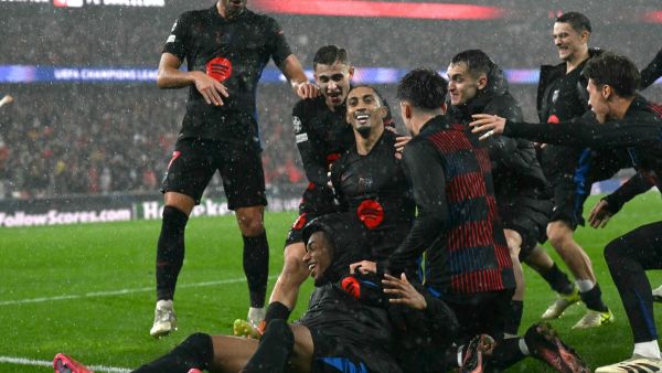 برشلونة يصنع ريمونتادا تاريخية في لشبونة ويشعل دوري الأبطال
