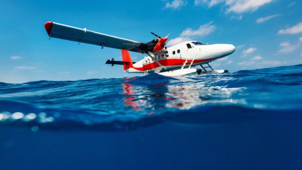 Seaplane crashes in Western Australia
