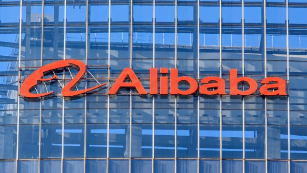 Alibaba launches new AI model, competing with DeepSeek