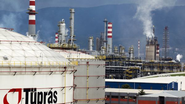 Explosion rocks Tüpraş oil refinery in Turkey