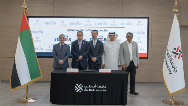 خلال الحدث جامعة أبوظبي و"شنغهاي ستمستار" تبرمان اتفاقية استراتيجية لتطوير البحث والتعليم في مجالات العلوم والتكنولوجيا والهندسة والرياضيات والذكاء الاصطناعي