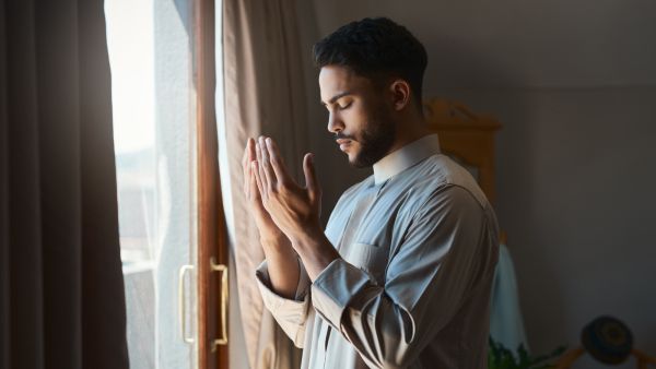 دعاء لاخي المتوفي في العيد