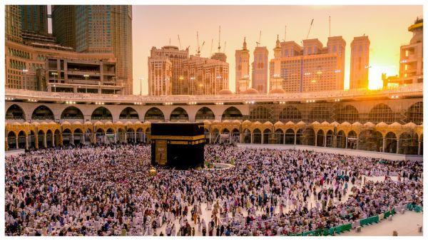 السعودية : تسجل نصف مليون معتمر خلال يوم واحد, المصدر shutterstock