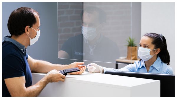 اليمن: شلل يصيب البنوك والوقود والاتصالات, المصدر shutterstock