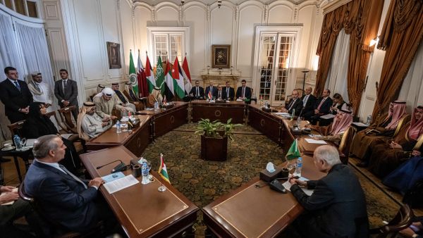 Qatar hosts Arab FMs to discuss Gaza reconstruction plan 