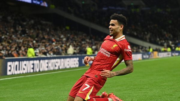 مصير دياز في يد صلاح: هل ينتقل الكولومبي إلى برشلونة؟