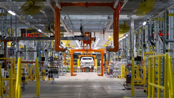 GM’s path to the future gets an AI infusion from NVIDIA GM’s path to the future gets an AI infusion from NVIDIA