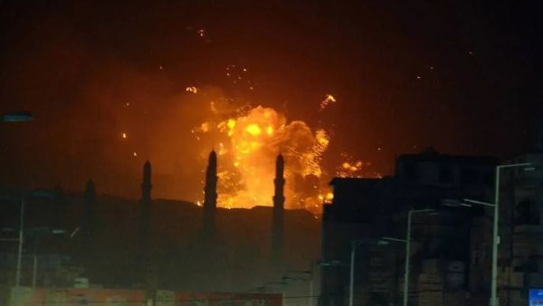 قصف باليمن
