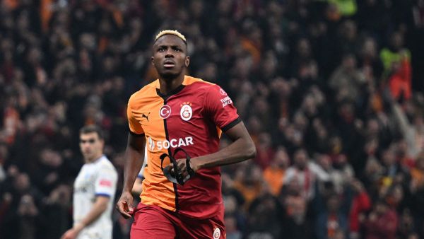 Osimhen edges closer to Manchester United move
