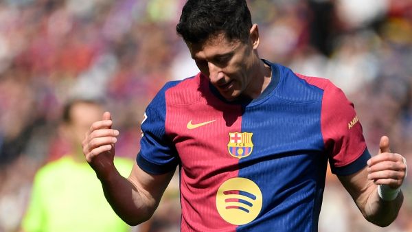 إصابة ليفاندوفسكي تربك حسابات برشلونة قبل الكلاسيكو