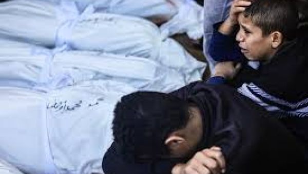 عشرات الشهداء بمجازر في غزة وخان يونس