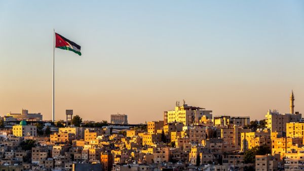 بدعم 50%.. برنامج وطني جديد في الأردن لتركيب سخانات شمسية للأسر محدودة الدخل