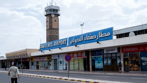 إعلام حوثي يعلن جاهزية مطار صنعاء للعمل بعد القصف الإسرائيلي
