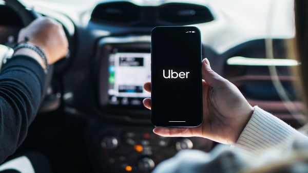 Uber to launch robotaxi service in Europe in 2026