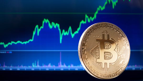 أسعار العملات المشفرة مقابل الدولار اليوم الخميس 15 مايو 2025