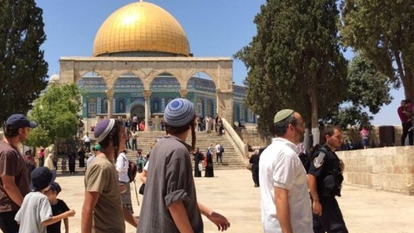 إغلاقات للمسجد الأقصى قبيل "مسيرة الأعلام"