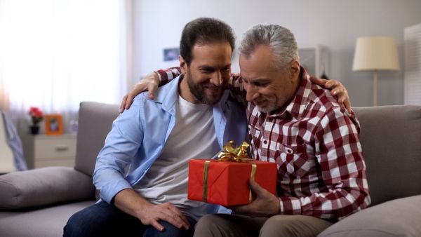 أفكار هدايا عيد الأب من متجر DNA Lifestyle
