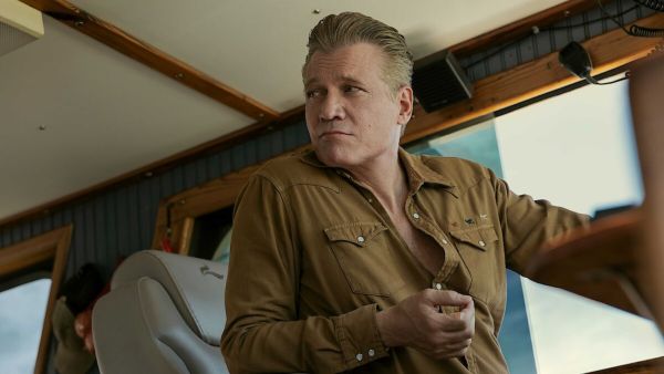 مسلسل The Waterfront