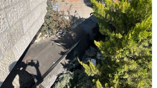 الأردن..سقوط شظايا جسم طائر بمنطقة المأمونية في مادبا