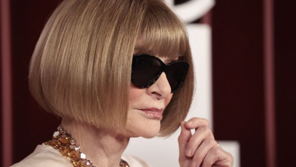 Fashion icon Anna Wintour ends historic run at vogue