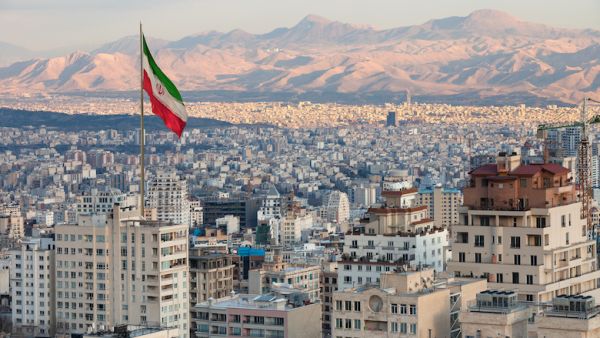 حماس تطالب الدول العربية والإسلامية إلى اتخاذ موقف ضد العدوان على إيران