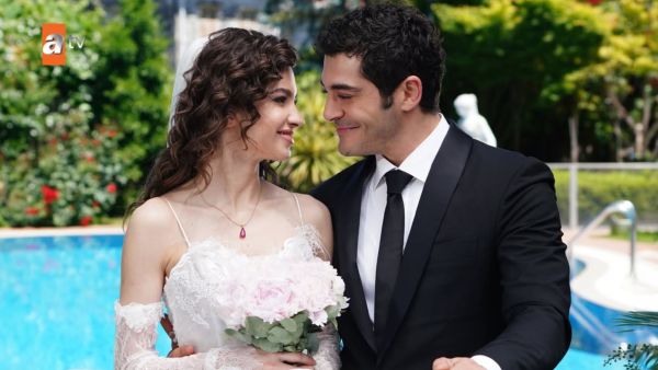 Burak Deniz / Su Burcu Yazgı Coşkun