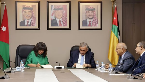 AnaAkhtar and the University of Jordan Sign MoU to Advance SEB Learning Across the MENA Region
