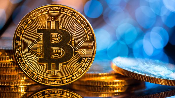 أسعار العملات المشفرة مقابل الدولار اليوم الثلاثاء 3 يونيو 2025