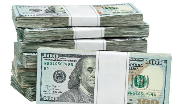 أوضاع الدولار وسط مخاوف استقلال مجلس الاحتياطي الفيدرالي..(البنك المركزي الأميركي) 