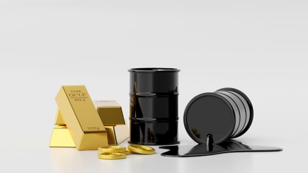 Oil prices and Gold prices