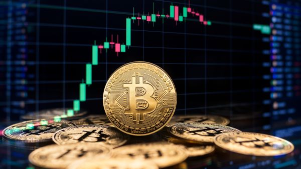 أسعار العملات المشفرة مقابل الدولار اليوم الإثنين 16 يونيو 2025