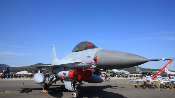 South Korean KF-16 fighter jet