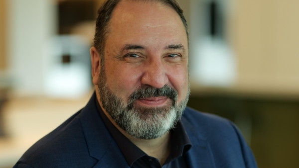 ساس تُطلق نماذج ذكاء اصطناعي مخصصة جديدة لمواجهة التحديات التشغيلية