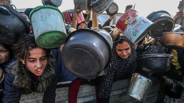 الأطفال يموتون جوعا... ومنظمات تطالب برفع الحصار الأطفال يموتون جوعا... ومنظمات تطالب برفع الحصار