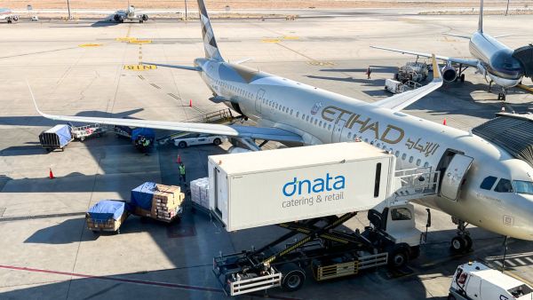 dnata secures multi-year catering partnership with Etihad Airways in Jordan