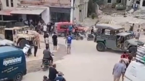 من موقع الانفجار اليوم في جنوب لبنان