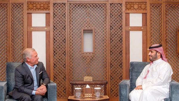 King of Jordan meets Saudi Crown Prince in NEOM