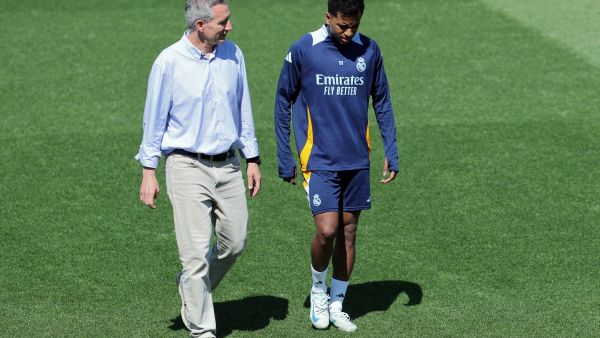 غياب رودريغو عن ريال مدريد يثير التساؤلات