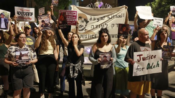 Israeli settlers kill two young Palestinians in West Bank field execution