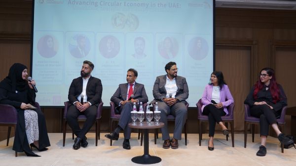 Emirates Environmental Group signs a MoU with the Advancing Net Zero Volunteering Team