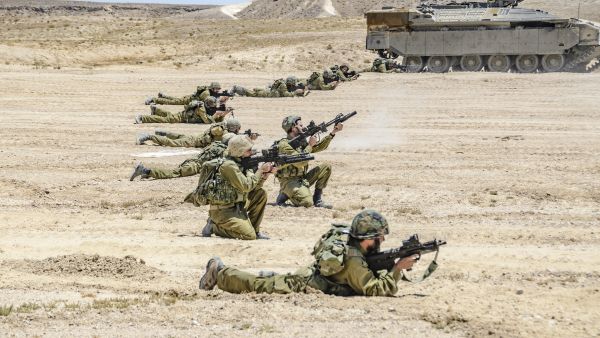 "Walking into a trap": Israeli army chief opposes Netanyahu's plan