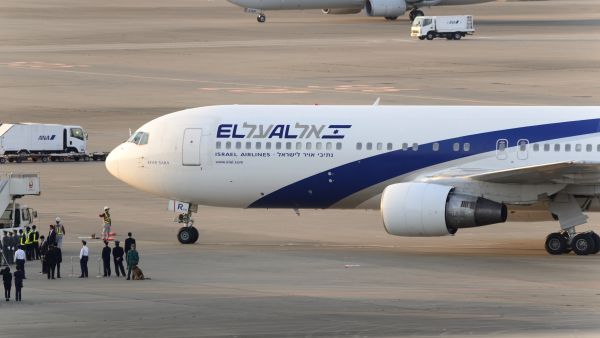 طائرة نتنياهو تجنبت أجواء فرنسا في طريقها لنيويورك خوفا من اعتقاله