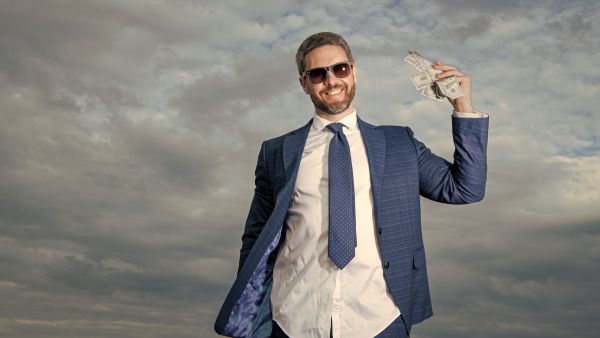 جيل جديد دون سن 43 عاماً يحقق المال والنفوذ بوتيرة غير مسبوقة